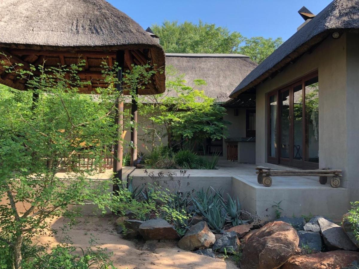 11 Raptors Lodge Hoedspruit Exterior photo